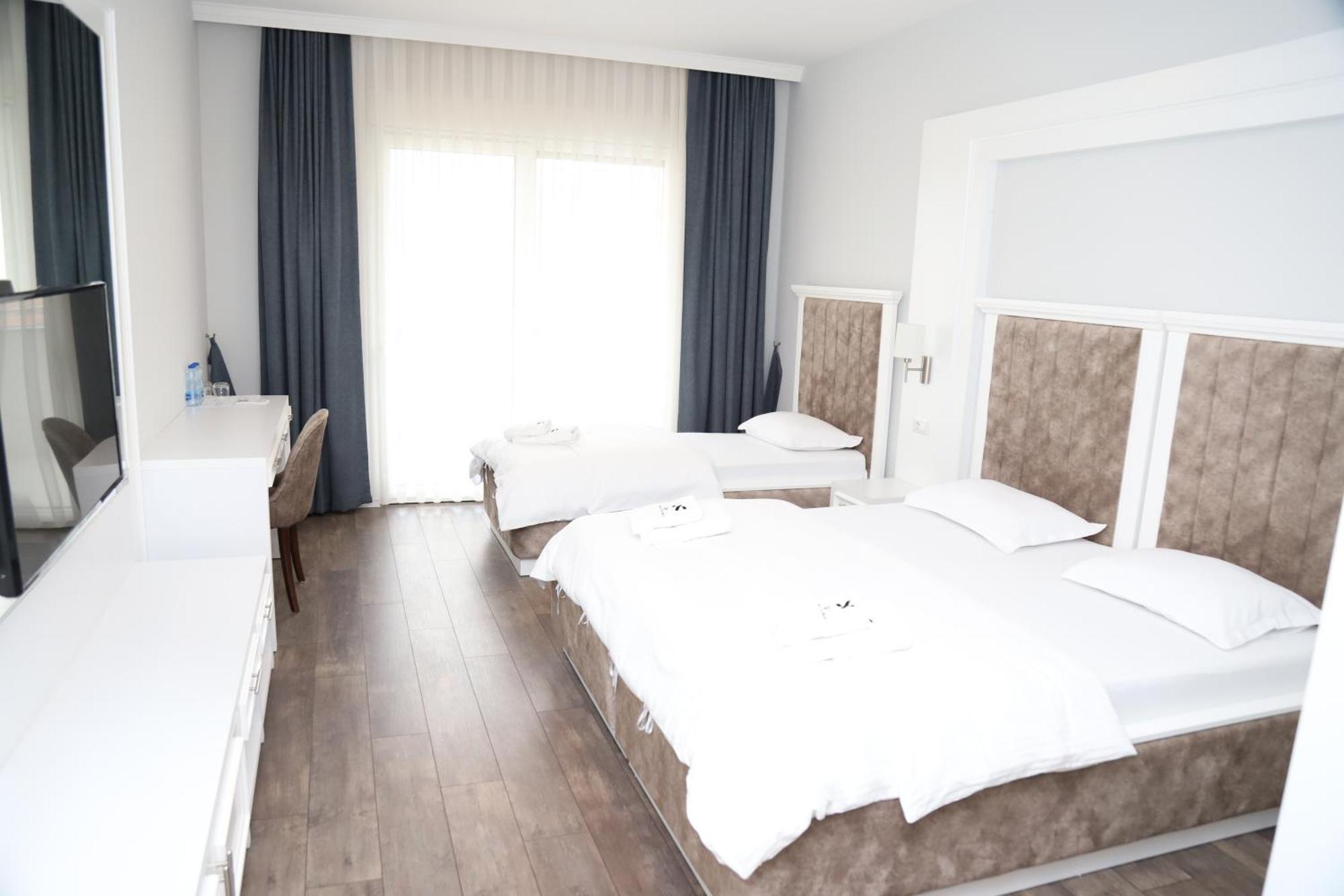 פריזרן Sky Hotel מראה חיצוני תמונה