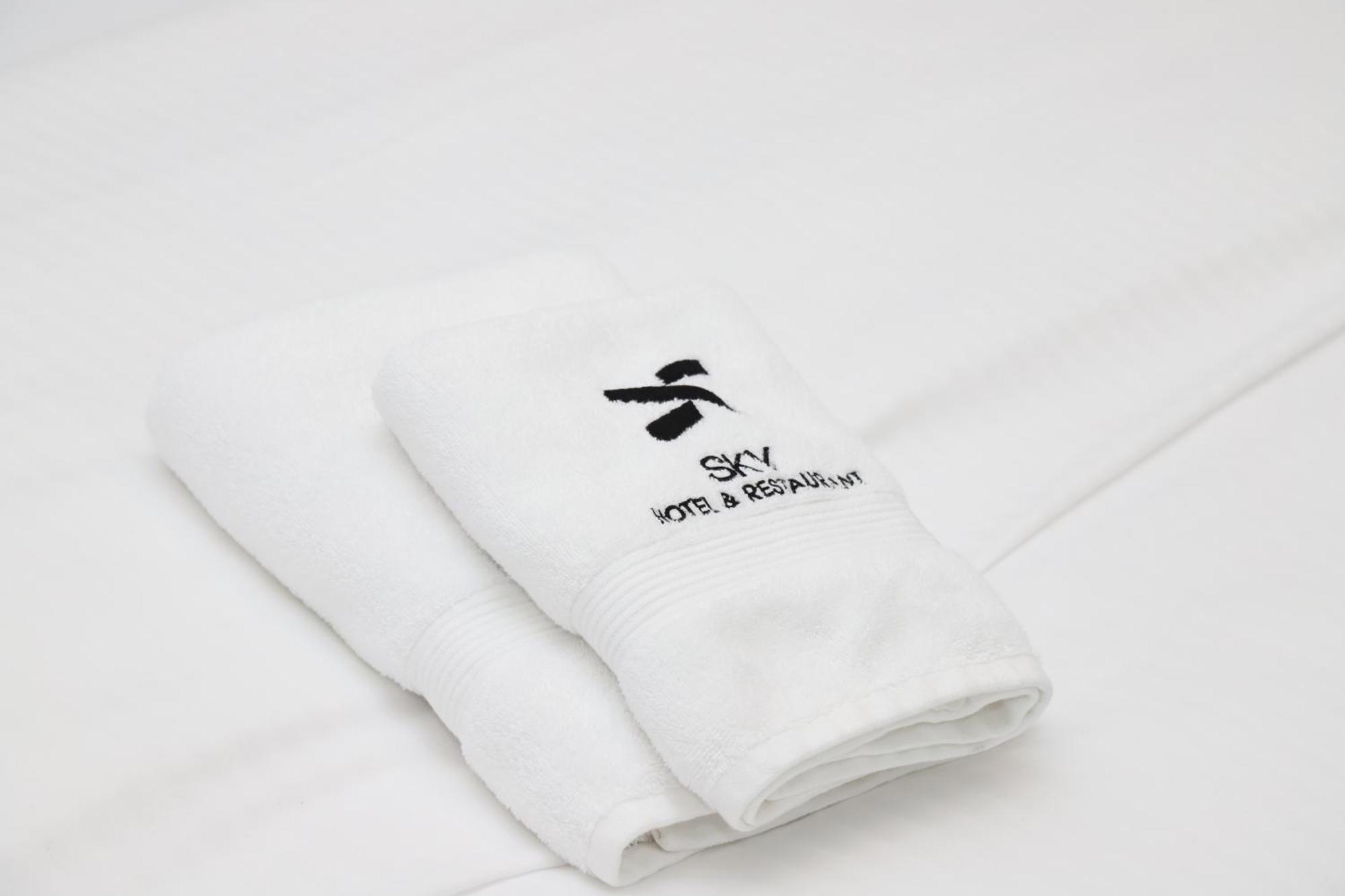פריזרן Sky Hotel מראה חיצוני תמונה