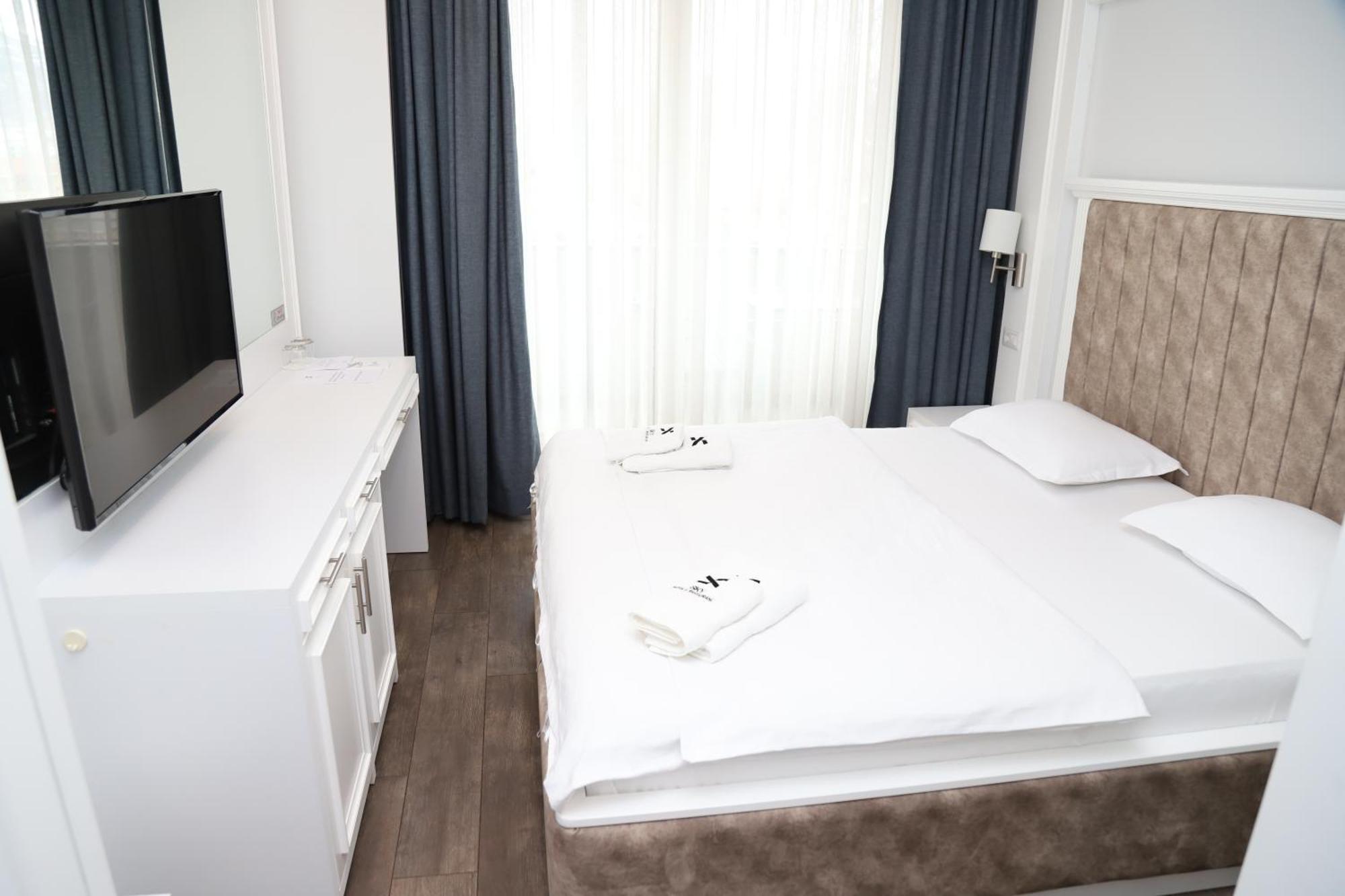 פריזרן Sky Hotel מראה חיצוני תמונה