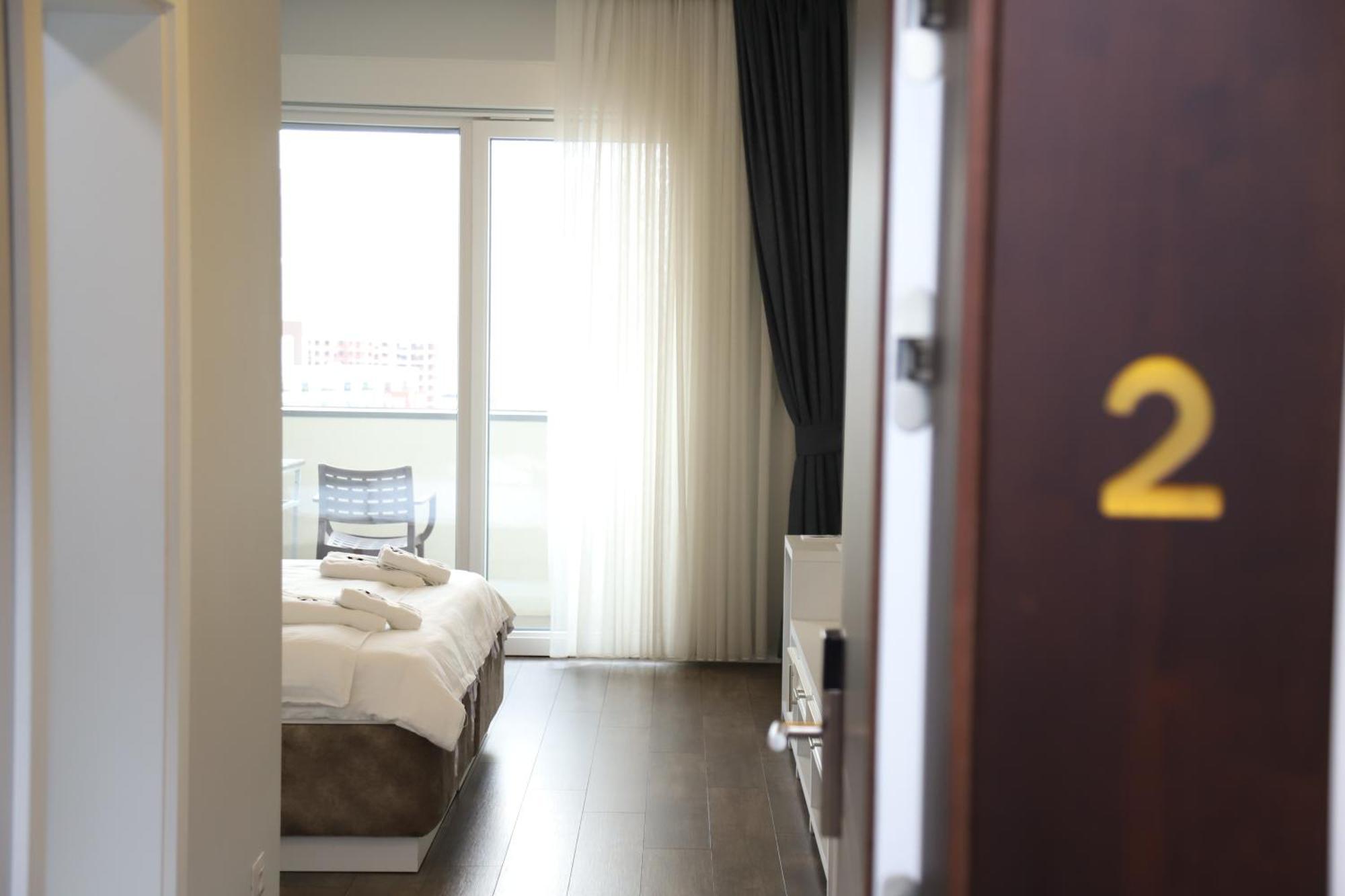 פריזרן Sky Hotel מראה חיצוני תמונה